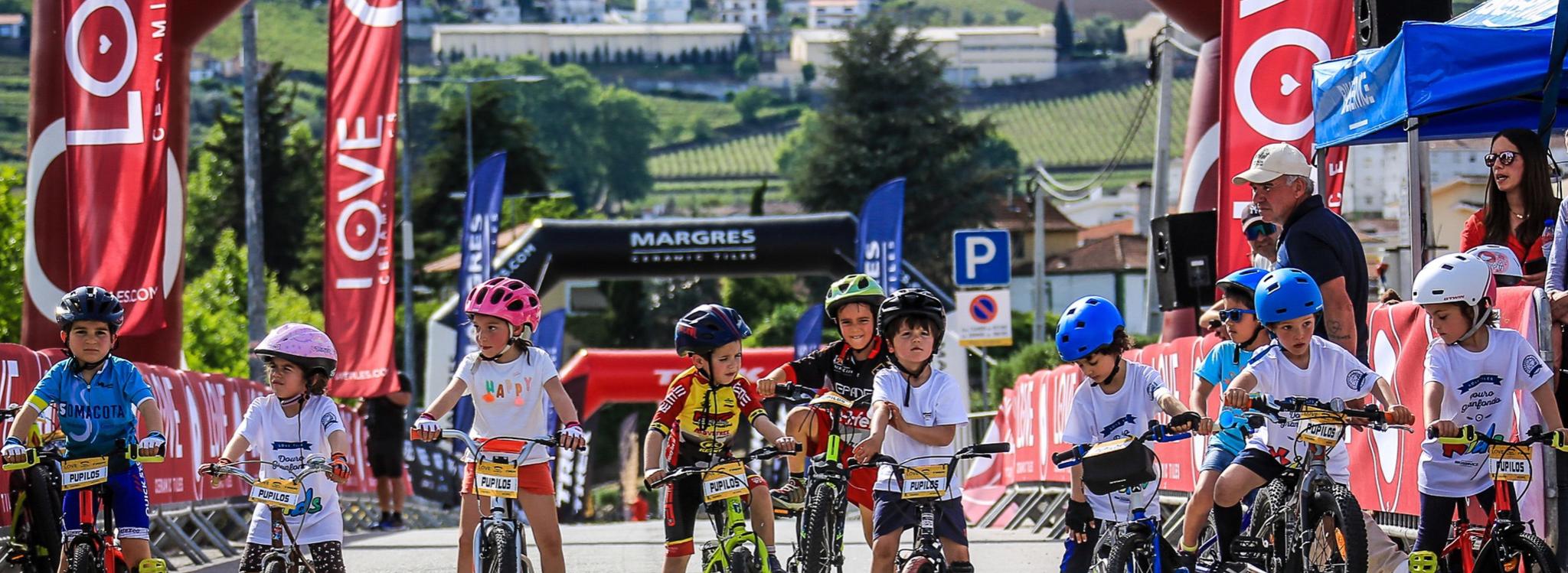 Love tiles douro granfondo